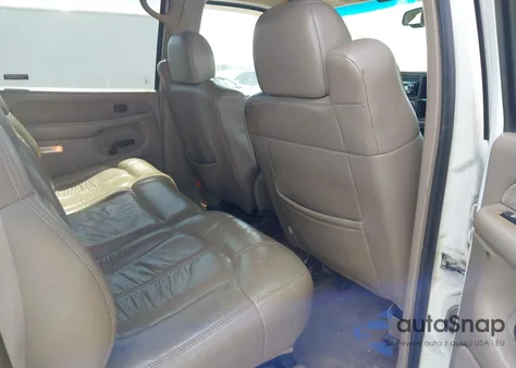 2002 Chevrolet Silverado 2500Hd Lt z USA, uszkodzony, nr VIN 1GCHK23102F187656